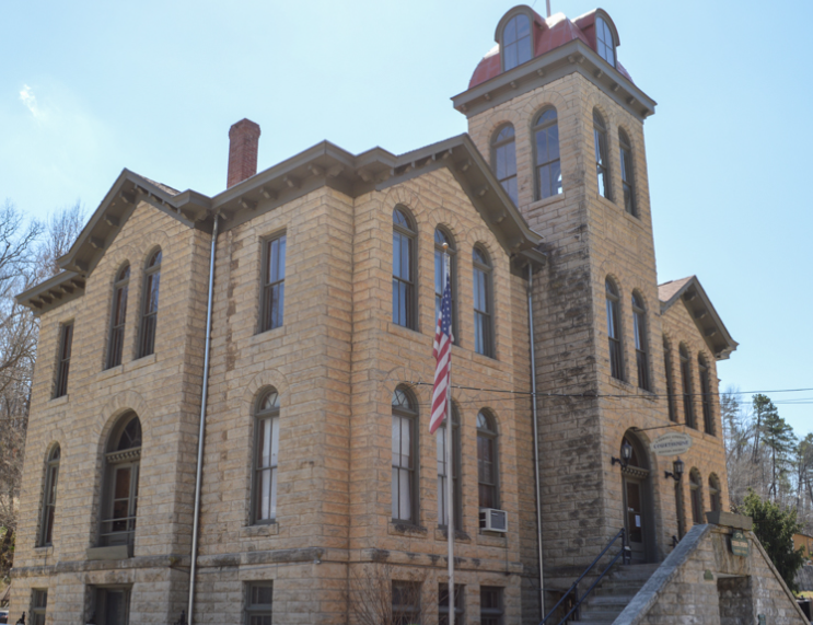 Eureka Springs Courthouse